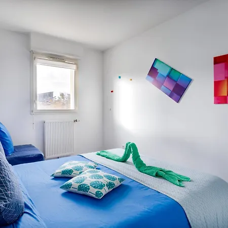 Apartment Lego Party Time - A 2 Pas