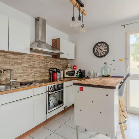 Magic Bricks A 10 Min 7 Personnes Terrasse Billard Parking Arrivee Autonome * Chanteloup-en-Brie