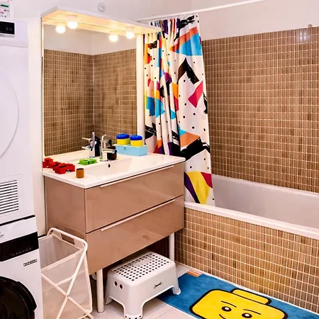 Apartamento Magic Bricks à 10 Min 7 Personnes Terrasse Billard Parking Arrivée Autonome *